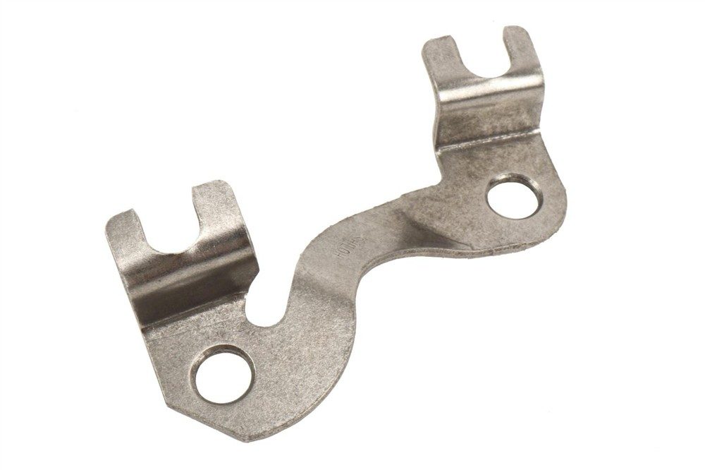GM Genuine Parts Engine Push Rod Guide Plate 12562369 — image 2